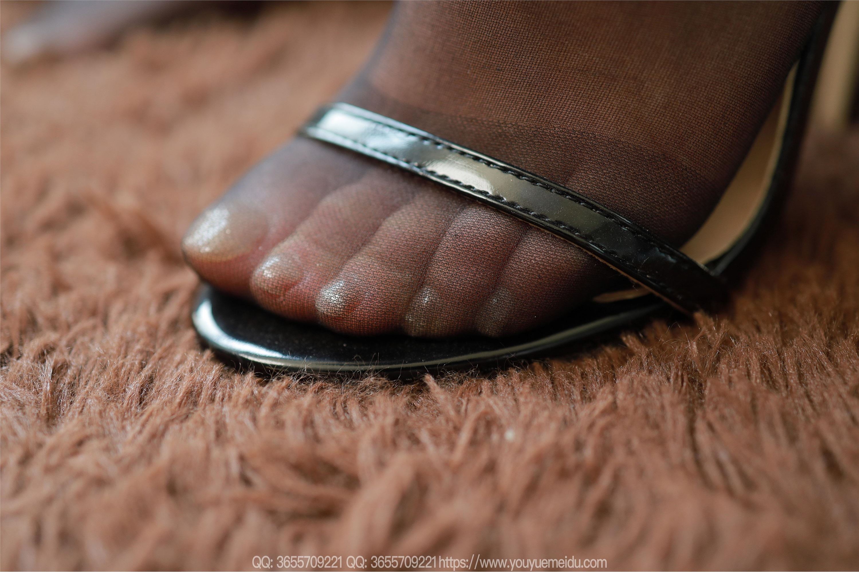 IESS异思趣向  2025.05.09 丝享家 2049 婉萍《一字高跟（上）》